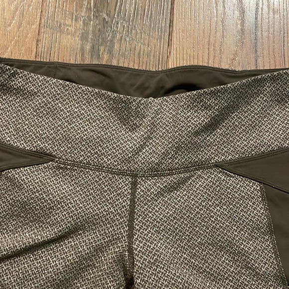 Athleta - Picture 5 of 7